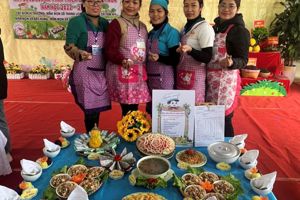 SINH HOẠT CHUYÊN MÔN CỤM SỐ 1 TỔ CHỨC " BỮA ĂN THÂN THIÊN" TẠI TRƯỜNG MẦM NON XÃ TÂN MỸ